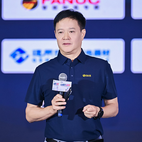 徐石，讓企業AI落地
